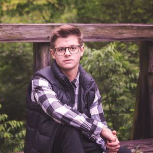 Meet your Posher, Bennett